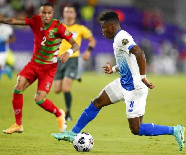 Costa Rica remonta y se clasifica, igual que Jamaica Costa Rica remonta y se clasifica, igual que Jamaica