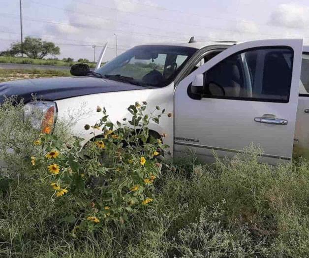 Incautan camioneta con impactos de bala