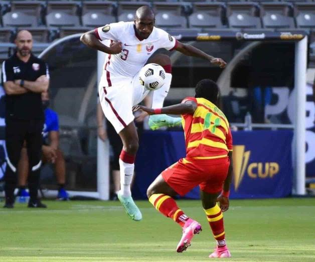 Qatar aplasta a Granada y lidera grupo en la Copa de Oro