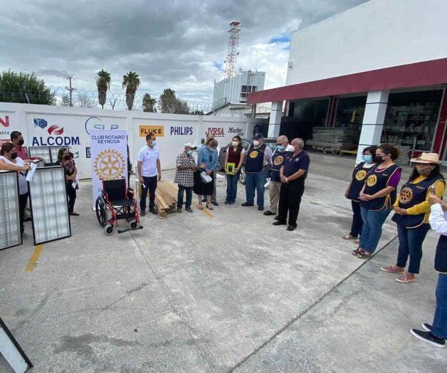 Inician su ciclo con trabajo Inician su ciclo con trabajo
