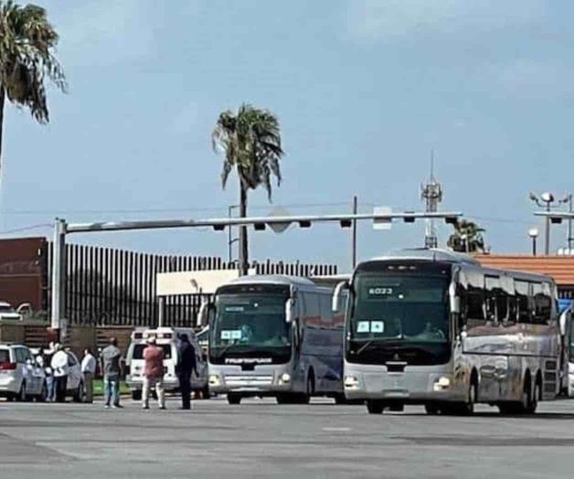 Alzan mano por vacuna Alzan mano por vacuna