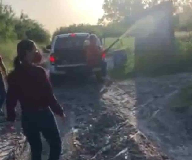 Realiza fumigación pública sin licencia Realiza fumigación pública sin licencia