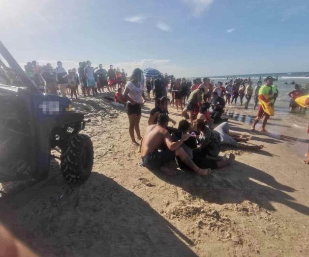 Rescatan a dos menores de morir ahogados Rescatan a dos menores de morir ahogados