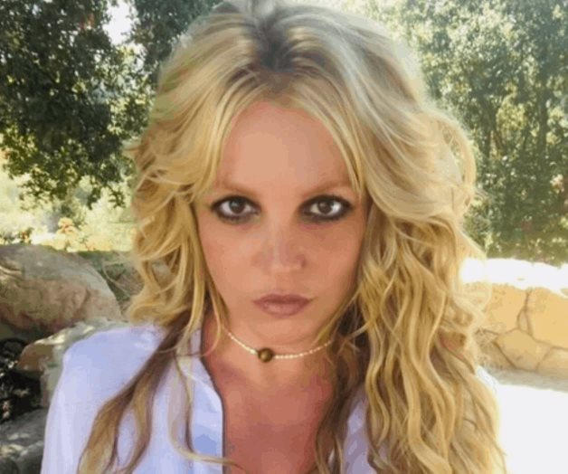 ¡Renuncia a todos! ¡Renuncia a todos!