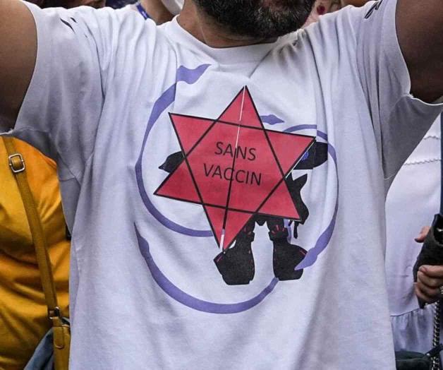 Francia: Condenan comparación entre vacunas y nazismo