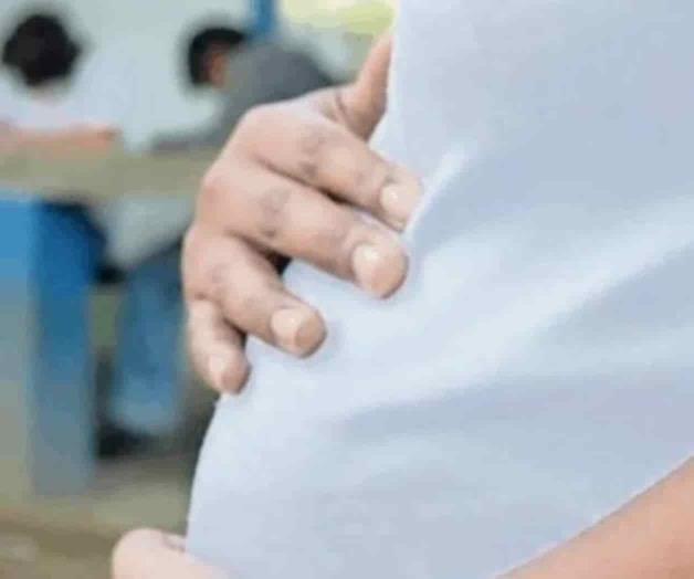 Llaman a embarazadas acudir a vacuna Covid