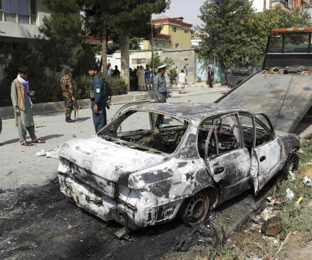 Presidente afgano culpa a talibán de proyectiles en Kabul Presidente afgano culpa a talibán de proyectiles en Kabul