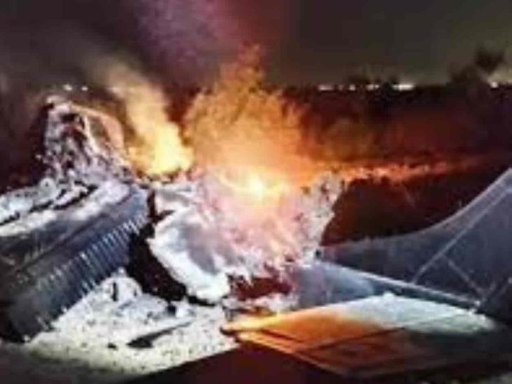 Mueren 2 personas tras desplome de aeronave en Mexicali Mueren 2 personas tras desplome de aeronave en Mexicali