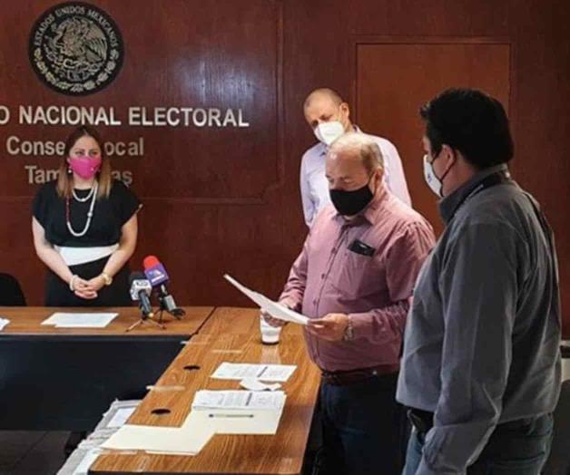 Recibe Consejo Electoral lista nominal de votantes
