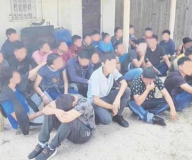 Aseguran a 91 indocumentados