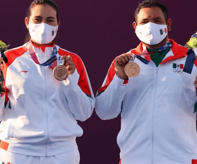 Dulces flechas dan alegría a México