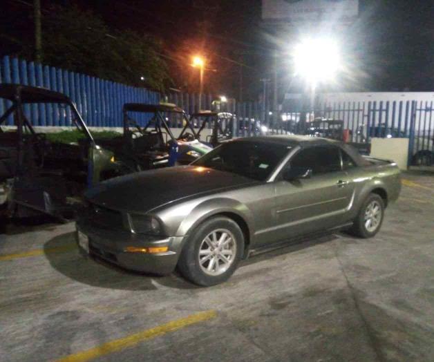 Alarman a vecinos ‘quemando’ llanta