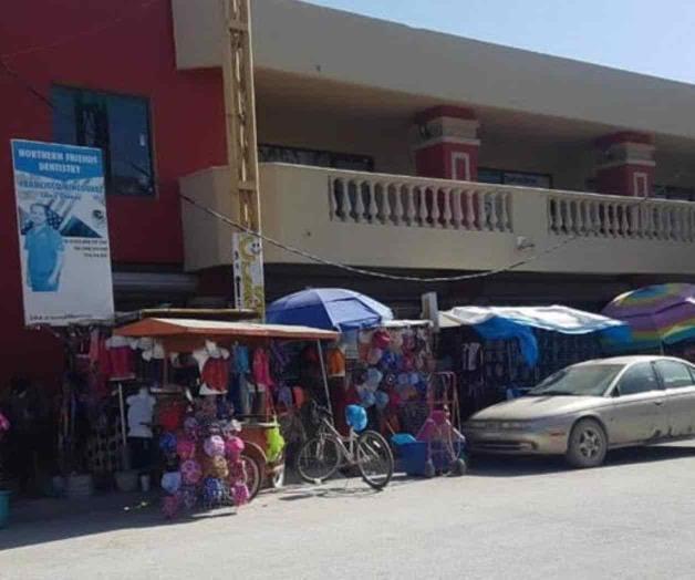Molesta a ambulantes desalojo de la plaza Felipe Vallejo en Nuevo Progreso