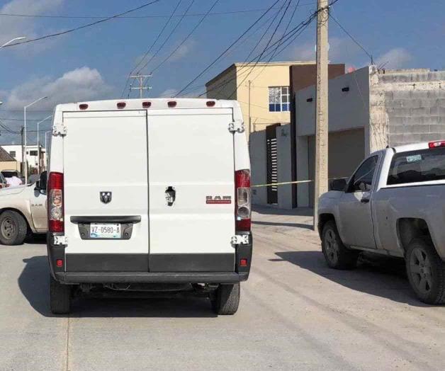 Se ahorca en la escalera Se ahorca en la escalera