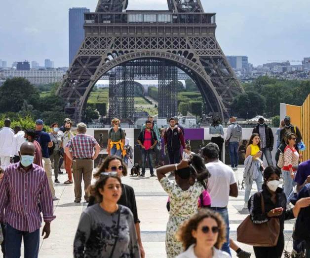 División en Francia por vacunación obligatoria contra COVID