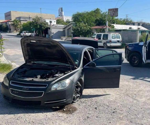 Aseguran estatales auto robado, hay un detenido Aseguran estatales auto robado, hay un detenido