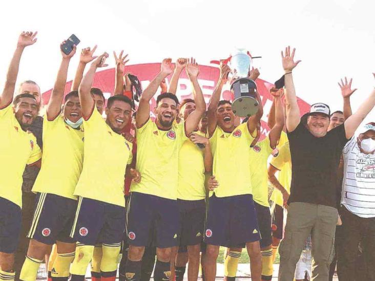 ¡Por fin campeones! ¡Por fin campeones!