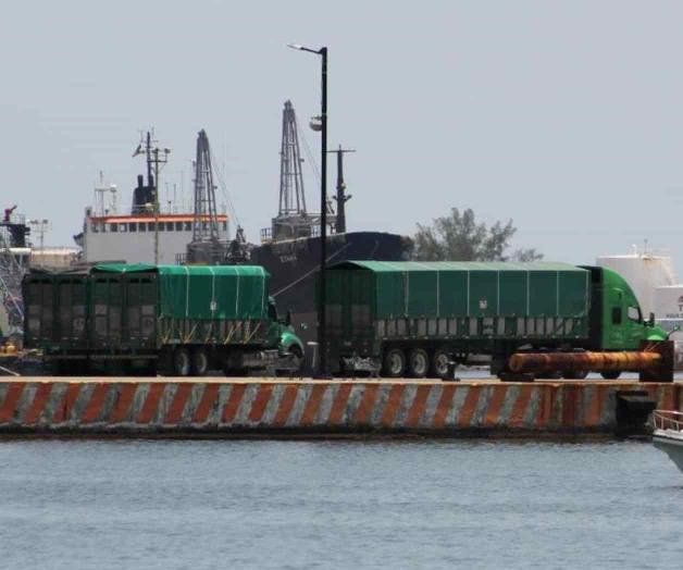 Parte El Libertador con ayuda humanitaria a Cuba Parte El Libertador con ayuda humanitaria a Cuba