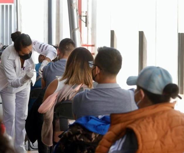 Determinan que vacunados pueden volver a trabajar