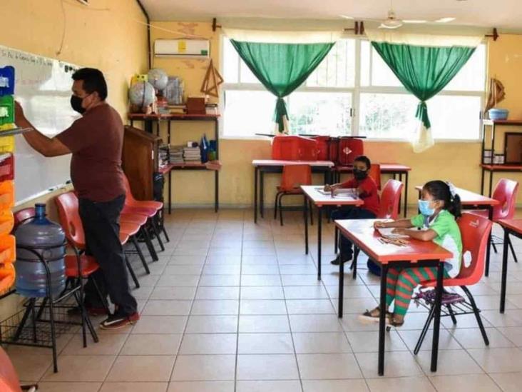 Quieren maestros reabrir escuelas Quieren maestros reabrir escuelas