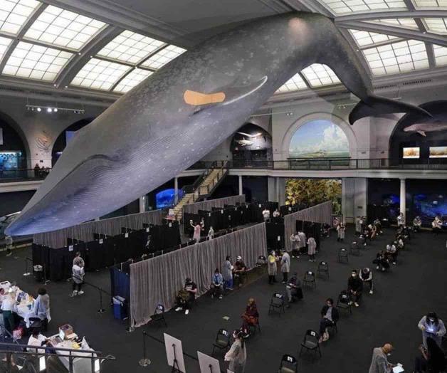 Ofrece Nueva York 100 dólares por aplicarse primera dosis de vacuna Ofrece Nueva York 100 dólares por aplicarse primera dosis de vacuna