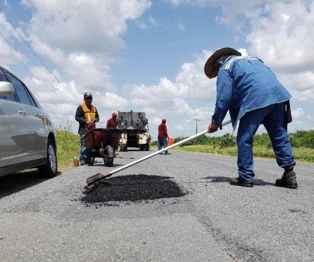 Rehabilitan carretera Rehabilitan carretera