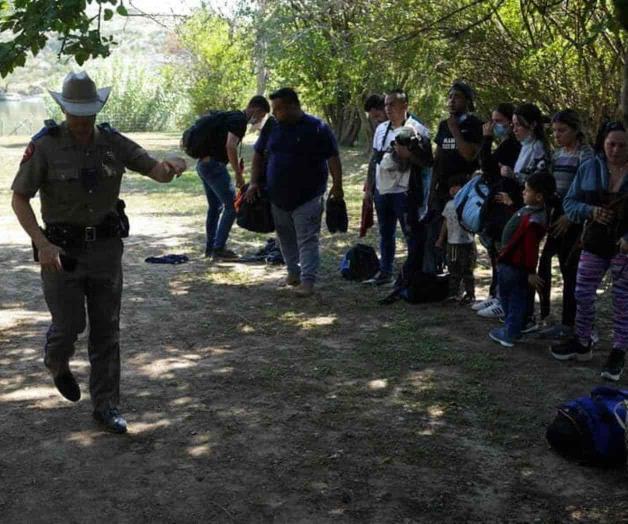 Vacuna no es obligatoria; emite gobernador nueva orden ejecutiva Vacuna no es obligatoria; emite gobernador nueva orden ejecutiva