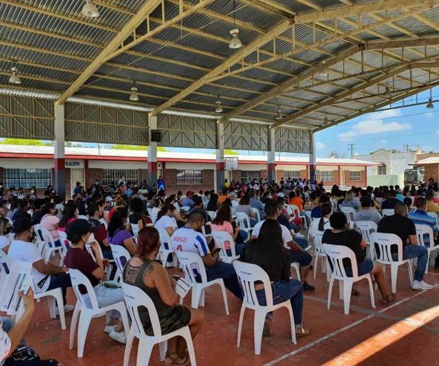 Inició inmunización de población joven Inició inmunización de población joven