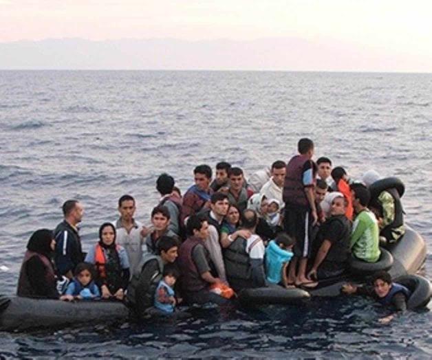 Grecia busca a migrantes tras naufragio; rescata a 10 Grecia busca a migrantes tras naufragio; rescata a 10