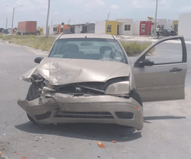 Tráiler embiste Jeep en la carretera a Río Bravo