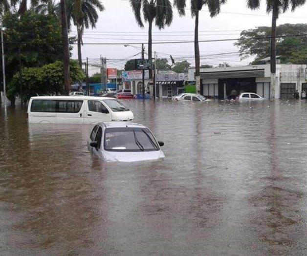 Provocan las lluvias un muerto y anegaciones Provocan las lluvias un muerto y anegaciones