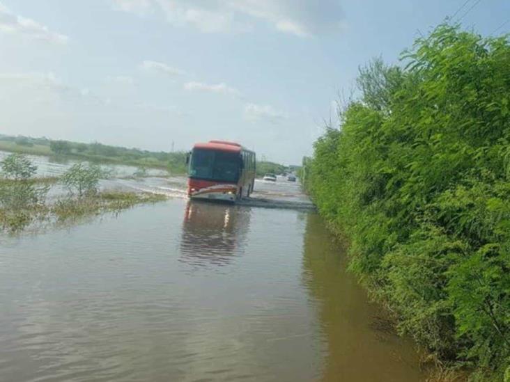 Alertan a conductores de autos chicos no cruzar por la libre hacia Nuevo Progreso Alertan a conductores de autos chicos no cruzar por la libre hacia Nuevo Progreso