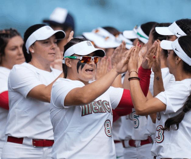 Uniformes, ¡a la basura! Uniformes, ¡a la basura!