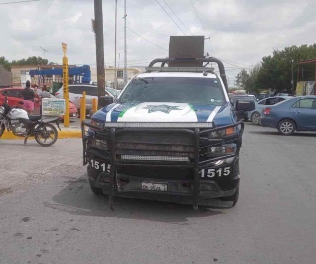 No era un muerto... ¡era hedor comida! No era un muerto... ¡era hedor comida!