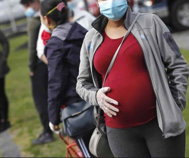Sugieren vacuna a embarazadas Sugieren vacuna a embarazadas