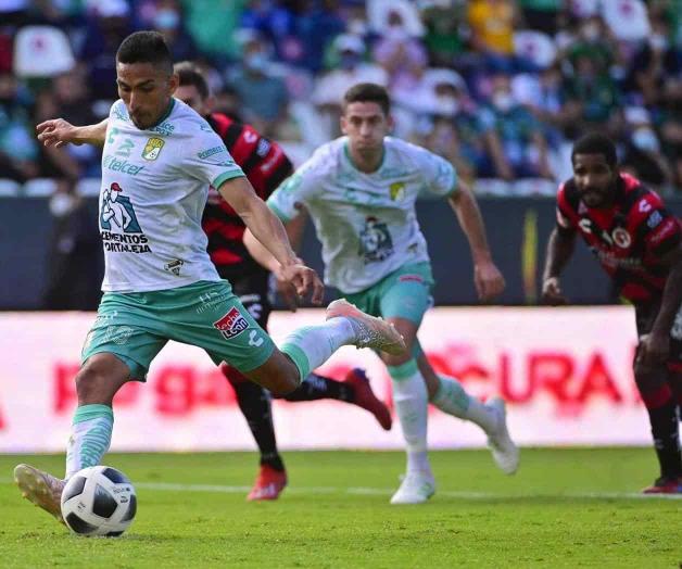 León vence por 2-1 a Xolos como local