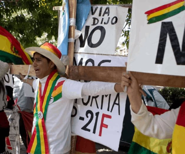 Presidente de COP26 rinde tributo a la Pachamama en Bolivia