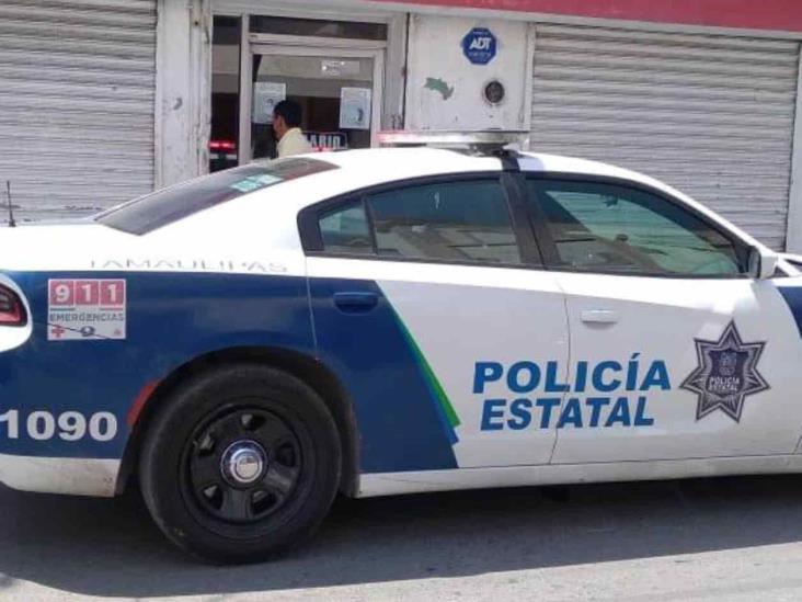 Despojan a mujer con celular Despojan a mujer con celular