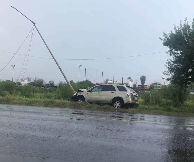 Cafre atropella a peatón y huye