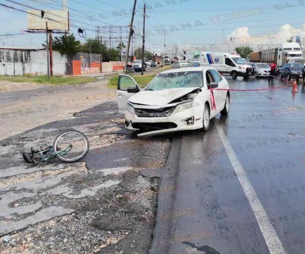 Intenta cruzar por avenida prohibida; muere atropellado 