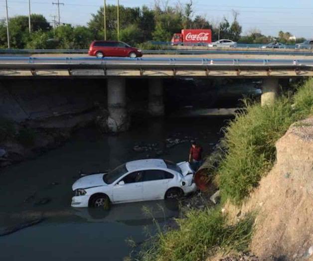 Hallan vehículo ‘mal parqueado’