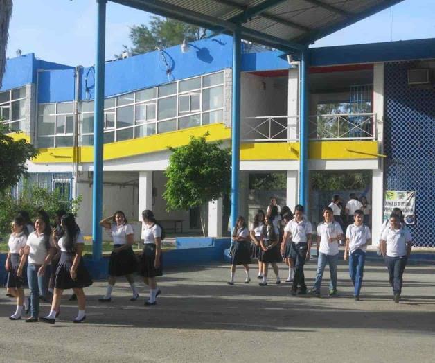 Sin agua no hay clases Sin agua no hay clases