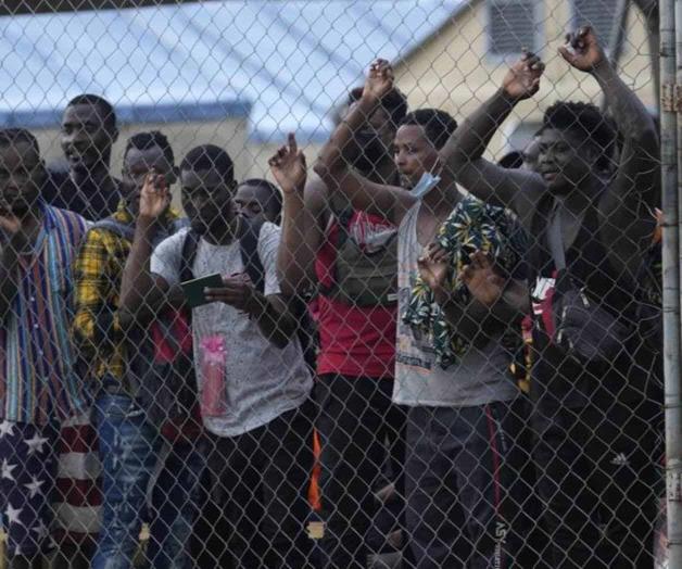 Panamá y Colombia acuerdan organizar flujo migratorio