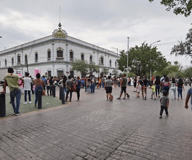 Mantienen cierre del paseo Libre 17
