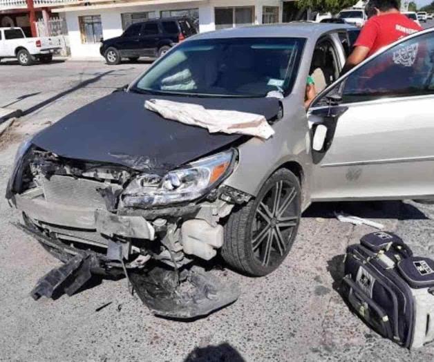 Mujer herida en choque