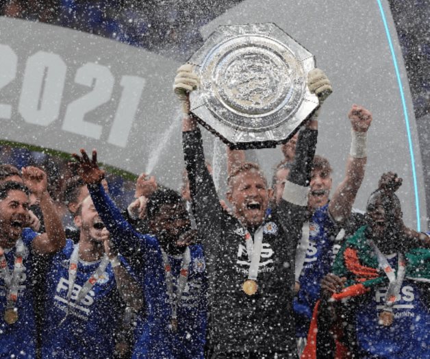 Con penal tardío el Leicester gana a City