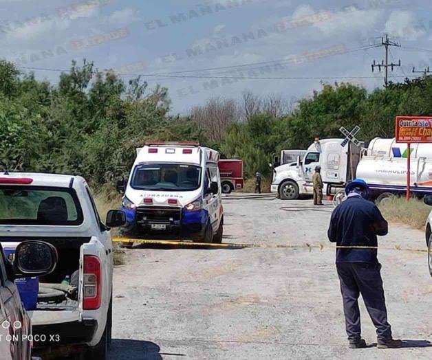 Impacta tren pipa con 30 mil litros de gasolina en Palo Blanco