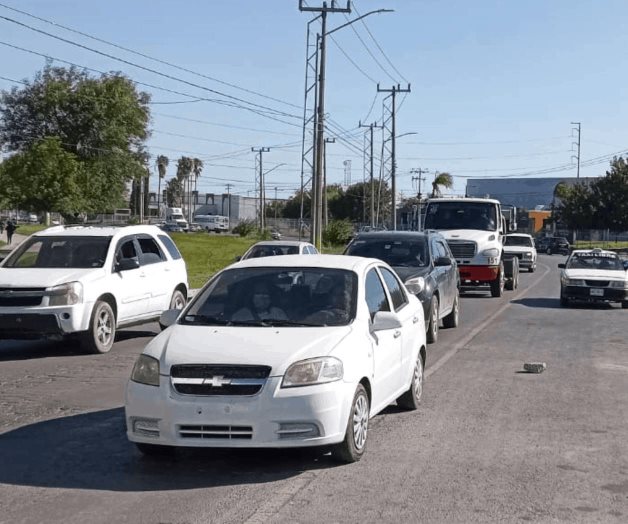 Roban vehículos a mujer y obrero de maquiladora