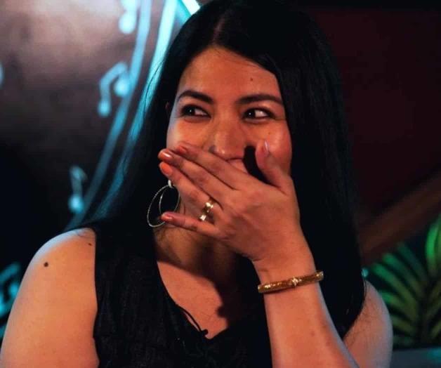 Comediante da voz a migrantes filipinos del Medio Oriente