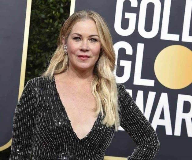 Padece Christina Applegate esclerosis múltiple